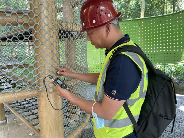 游樂設施檢測 (28) 游樂設施檢測 (28)